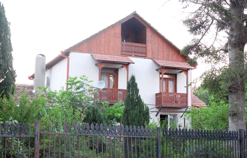 Guesthouse Dariali Mtsʼkhetʼa Esterno foto